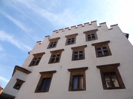 Reality Hodonín: Co způsobuje pokles cen zdejších bytů?