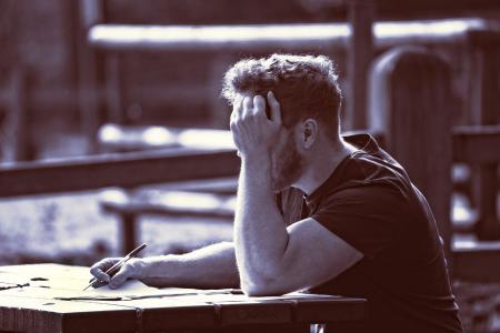 Česká národní banka regulaci hypoték neuvolnila 